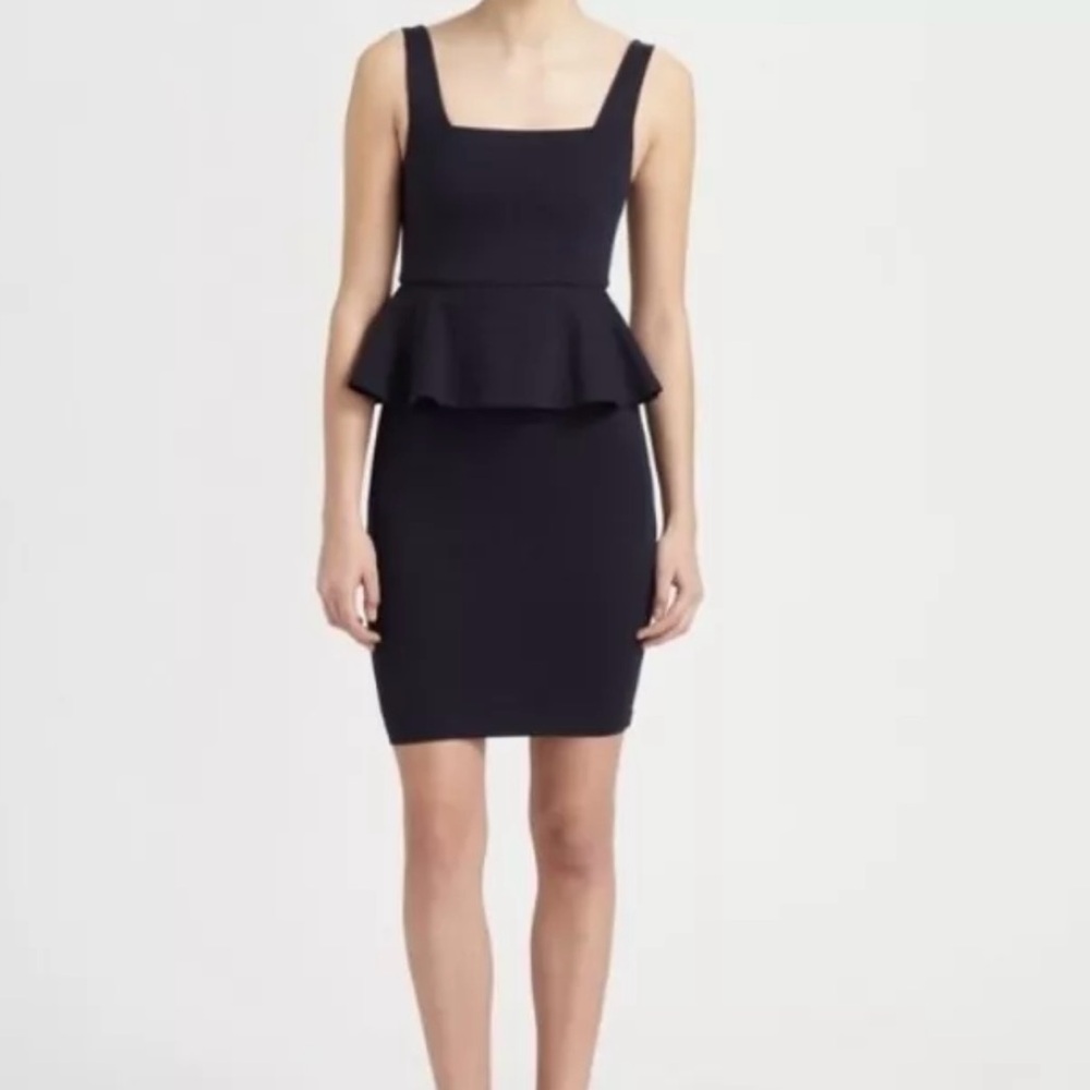 Alice + Olivia dress beautiful use in a good condition not holes not stains